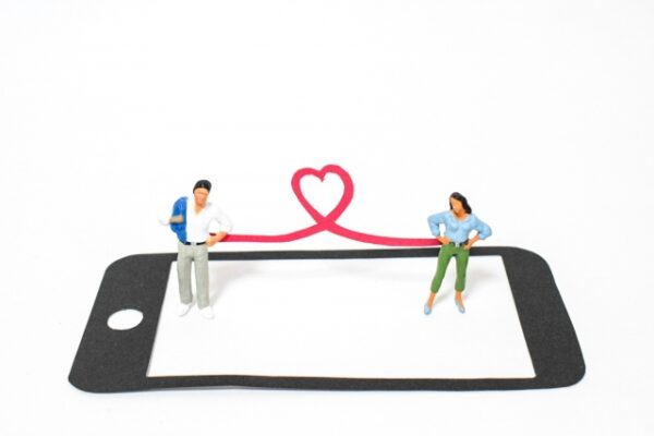 お見合い相手を写真で決めるのは要注意